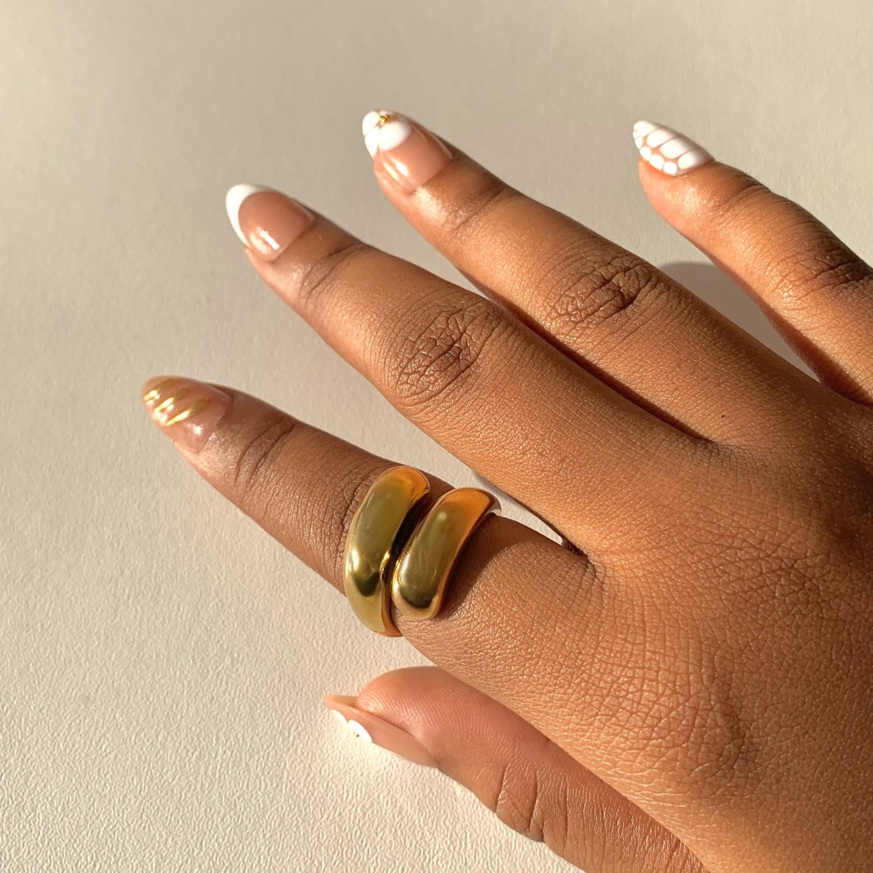 The Lila Ring
